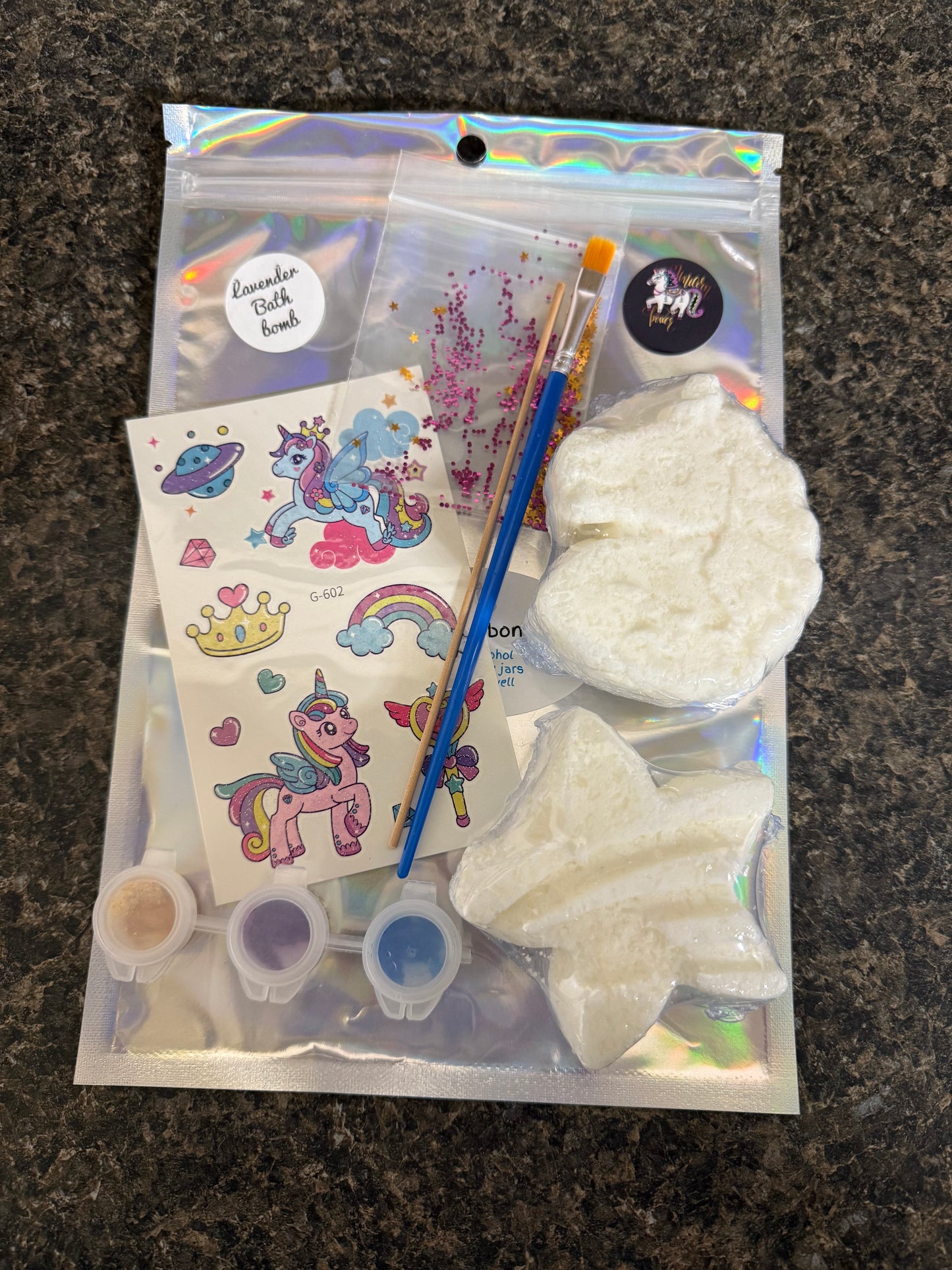 Paint a Bath Bomb kit: Unicorn &Star